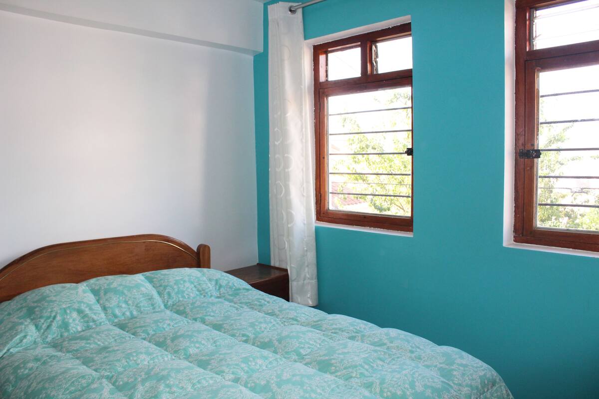 Doppelzimmer, 1 Doppelbett, eigenes Bad