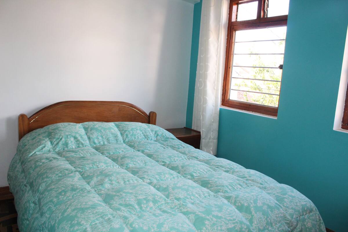 Doppelzimmer, 1 Doppelbett, Gemeinschaftsbad