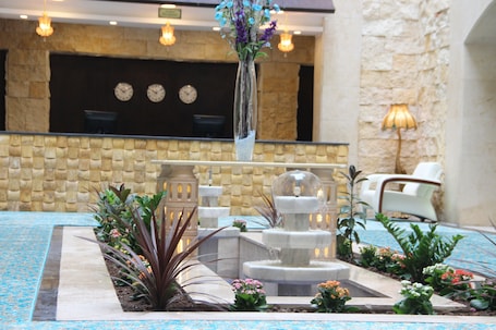 Lobby. Saray Hotel