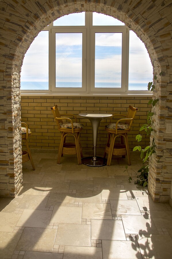 标准四人房, 2 间卧室 (Cottage #4) | 阳台