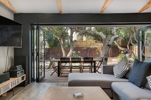 Family Villa, 4 Bedrooms | Living room - Long Beach Holiday House (Cape Town)