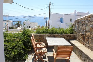 Triple Room | Beach/ocean view - Stelios View Mykonos Town (Mykonos)