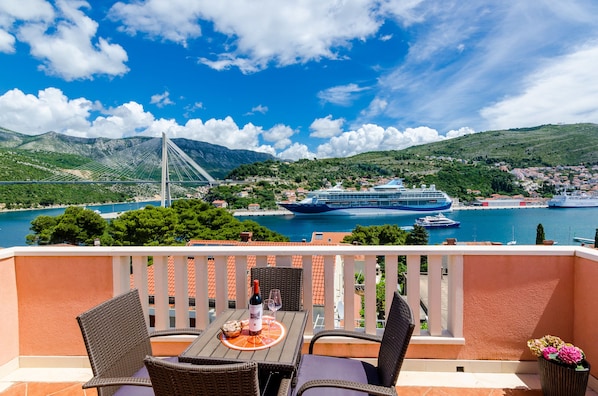Superior Studio, Balcony, Sea View | Balcony