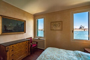 3 bedrooms, iron/ironing board, WiFi, bed sheets - Apartment Dorotea   Giudecca   Venice (Venezia)