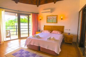 4 habitaciones, escritorio, tabla de planchar con plancha y wifi gratis 
