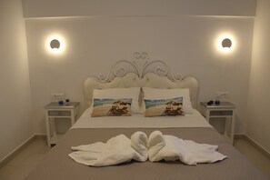 Deluxe Apartment, Sea View (For 4) | Iron/ironing board, free WiFi - Stelios Village Mykonos Airport (Mykonos)