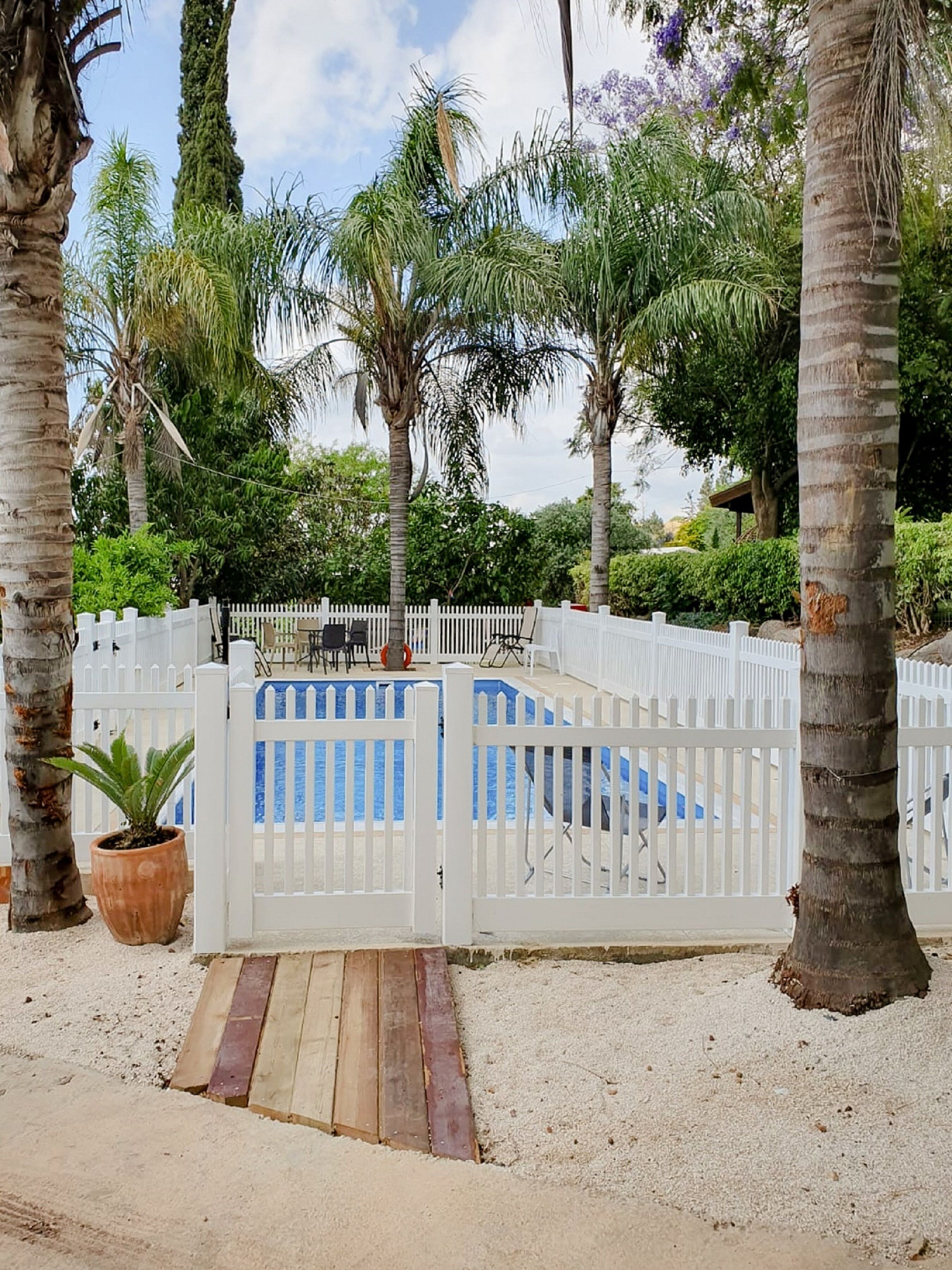 Seasonal outdoor pool