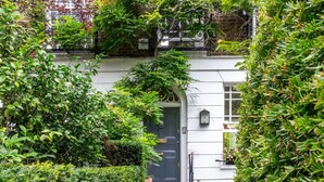 Exterior - The Pembrokes (London)