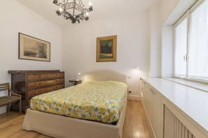Apartment, 2 Bedrooms | 2 bedrooms, free WiFi, bed sheets - Micheli 4 Pax Apartment with Terrace (Rome)