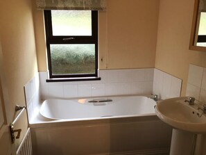 Lodge, 2 Bedrooms | Bathroom
