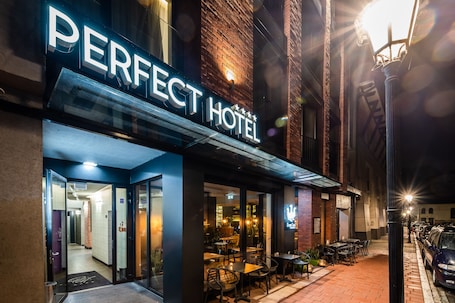 Perfect Hotel