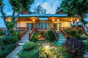 家庭房 | 特色装修、�特色家居、遮光窗帘、隔音