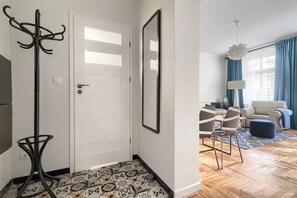Superior Apartment, 1 Queen Bed with Sofa bed, Non Smoking | 1 bedroom, individually decorated, individually furnished, desk