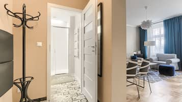 Ducha, secador de pelo, toallas