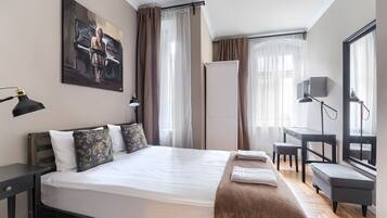 Departamento superior, 1 cama matrimonial y sofá cama, para no fumadores | 1 habitación, ropa de cama de alta calidad y decoración personalizada