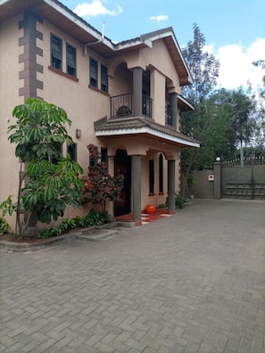 Exterior - Palm Nest - JKIA (Syokimau)