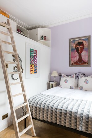 Căn hộ, 1 giường đôi | Bàn ủi/dụng cụ ủi quần áo, truy cập Internet không dây miễn phí 