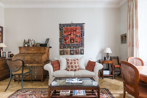 Apartment, 1 Double Bed | Living room