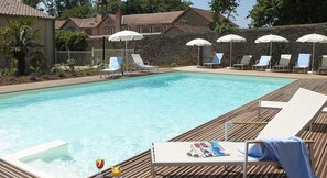 Seasonal outdoor pool