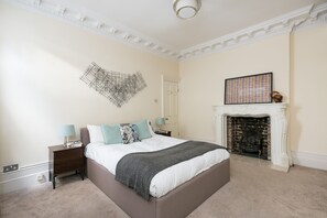 Clanricarde | Individually decorated, individually furnished, free WiFi, bed sheets - 2 Bedroom Apartment in Nottinghill (London)