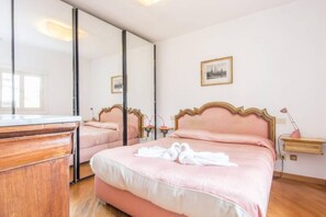 2 Schlafzimmer, Internetzugang, Bettwäsche