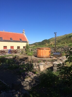 Garden - The Sail Loft - Hostel (Banff)