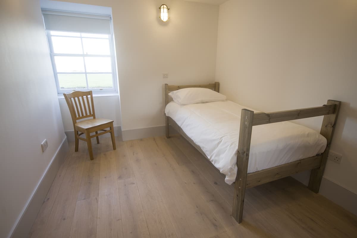 Eenpersoonskamer, 1 eenpersoonsbed, toegankelijk voor mindervaliden, uitzicht op zee | Luxe beddengoed, verduisterende gordijnen, geluiddichte muren