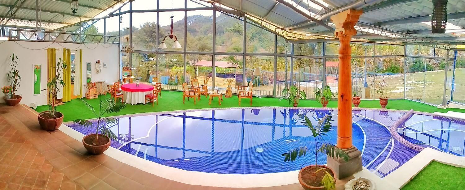 Innenpool, Außenpool