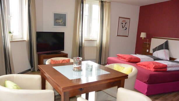 Apartment | Blackout drapes, soundproofing, WiFi (free), bed sheets - Auerbachskeller (Plauen)