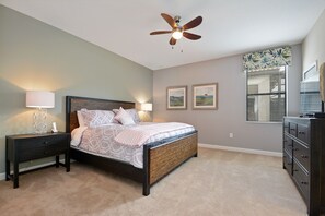 Family House, Multiple Beds, Accessible, Pool View | 4 bedrooms, Egyptian cotton sheets, premium bedding - Holiday Villa w Pool & Spa Orlando (Davenport)