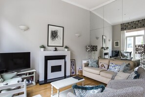 غرفة المعيشة