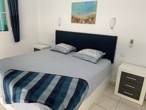 3 Schlafzimmer, Zimmersafe, Bügeleisen/Bügelbrett, WLAN