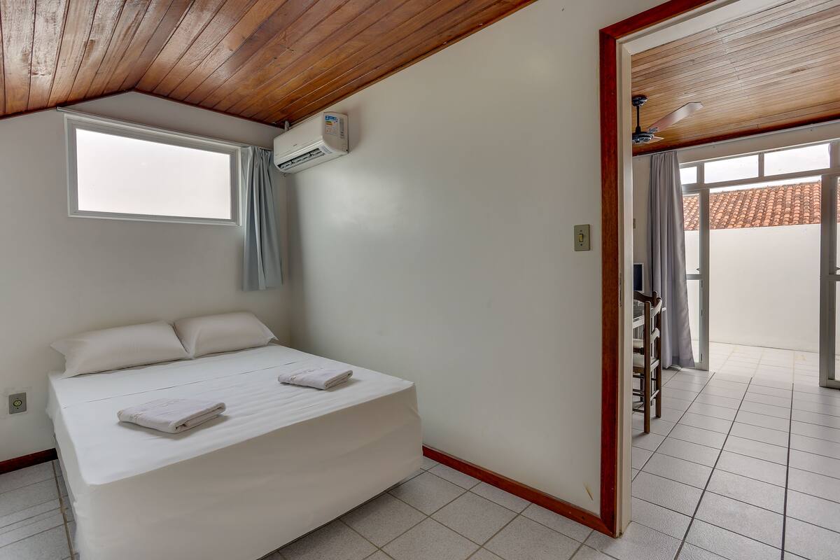 Appartement de base, Plusieurs lits, non-fumeur | Accès au Wi-Fi (inclus)