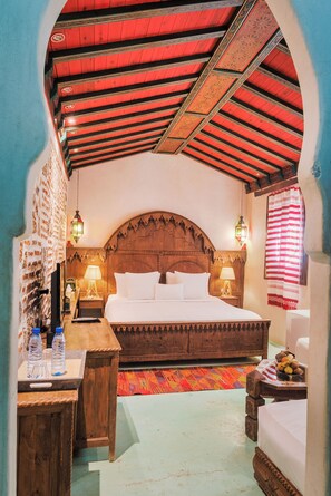 Suite (Double) | Desk, blackout drapes, iron/ironing board, free WiFi - Riad Hicham (Chefchaouen)