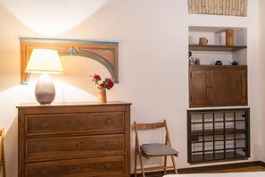 Interior - Piazza Navona Charming Apartment (Rome)