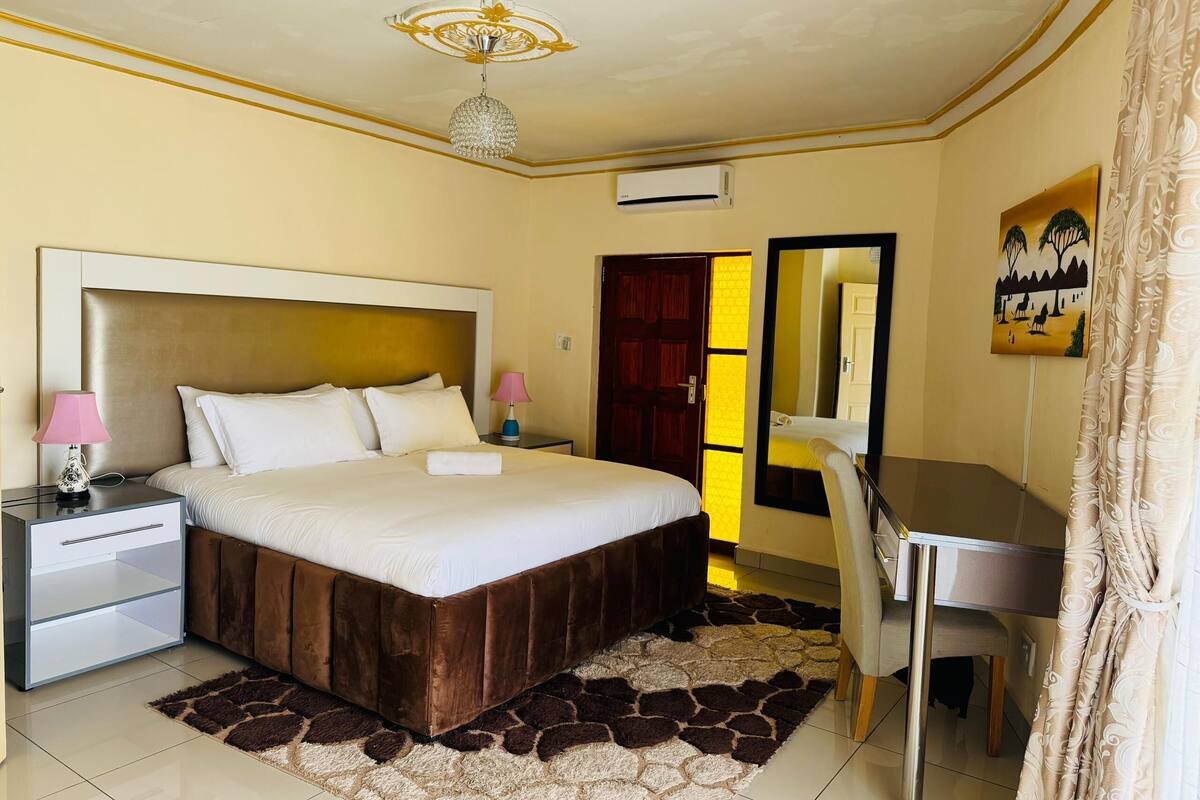 Executive Chalet