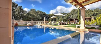 IMMENSE Villa Segundo avec PISCINE PRIVÉE, COURT DE TENNIS ET MINIGOLF