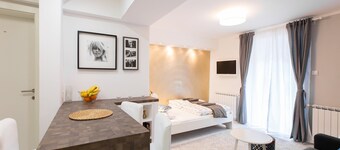 Witty Please & Bardot