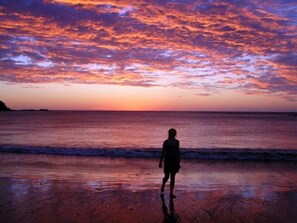 Beach nearby - Beachside Paradise (Tola)