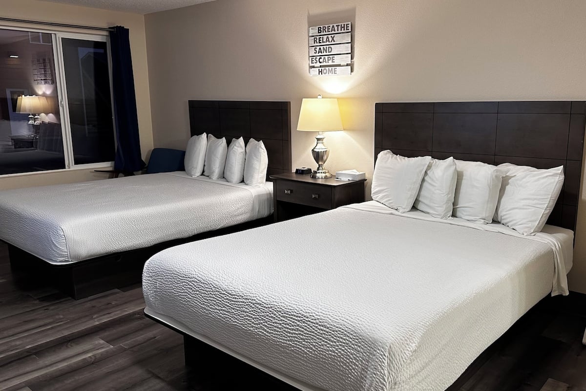 Double Queen Studio ADA | 1 bedroom, blackout drapes, free WiFi, bed sheets