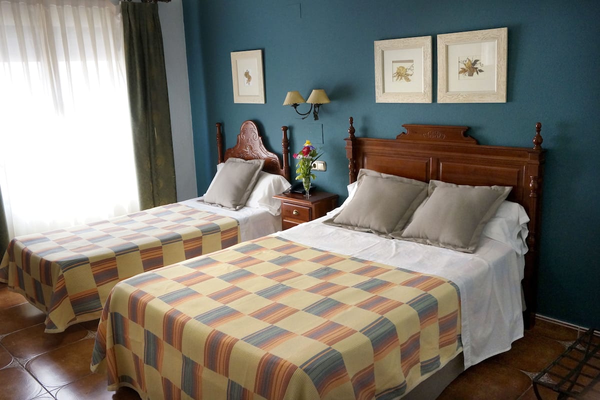 Triple Room | Premium bedding, down comforters, individually furnished, desk