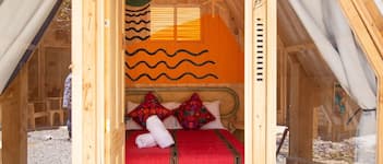 Private Teepee, Shared Bathroom | WiFi (free), bed sheets