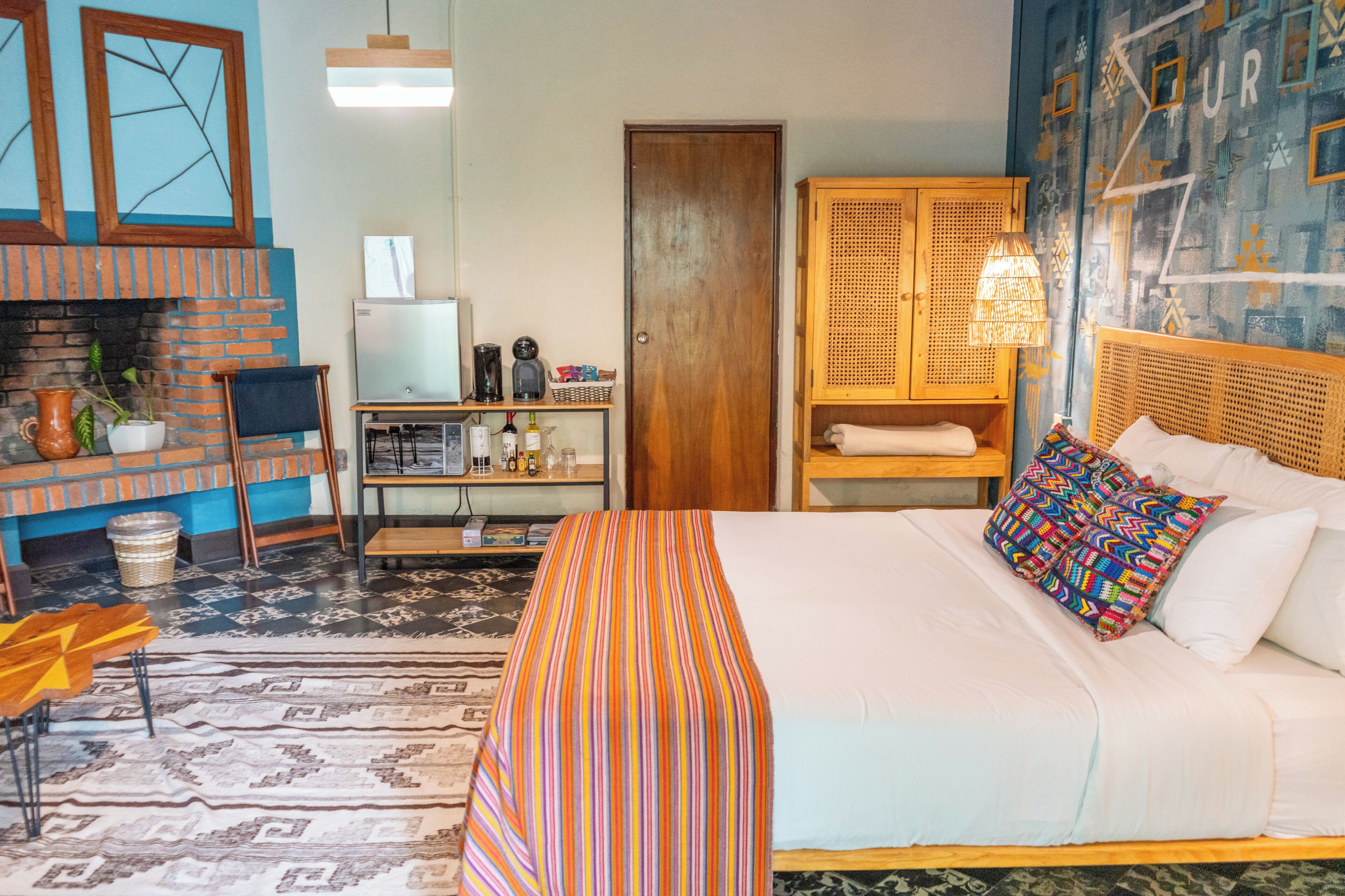Suite | Free WiFi, bed sheets