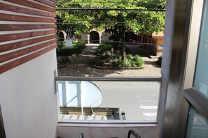 Blackout curtains, free WiFi, bed sheets - Hotel Palomares Del Sur (Itagüí)