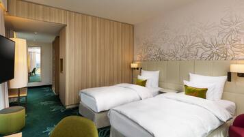 1 bedroom, hypo-allergenic bedding, in-room safe, desk