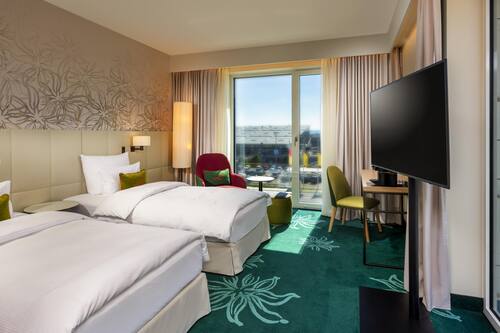 Superior Twin Room, 2 Single Beds | 1 bedroom, hypo-allergenic bedding, in-room safe, desk