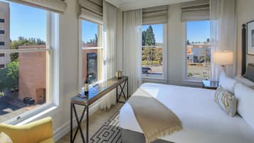 Premium bedding, in-room safe, blackout drapes