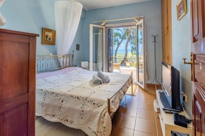 5 chambres, fer et planche Ă repasser, Wi-Fi, draps fournis