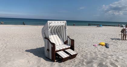 Exklusive FeWo mit Garten und Kamin in Strandnähe
