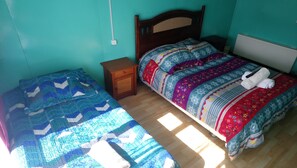5 bedrooms, free WiFi, bed sheets